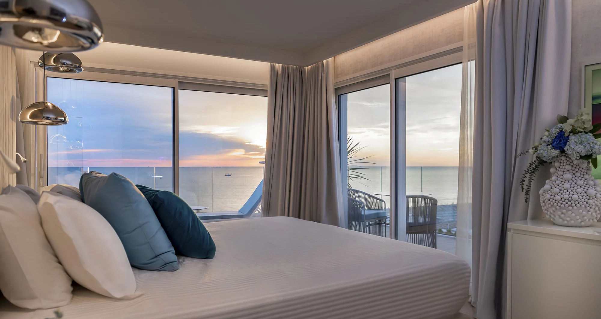 media.Luxury Suite 2000x1200px Atlantic Suite 629-1