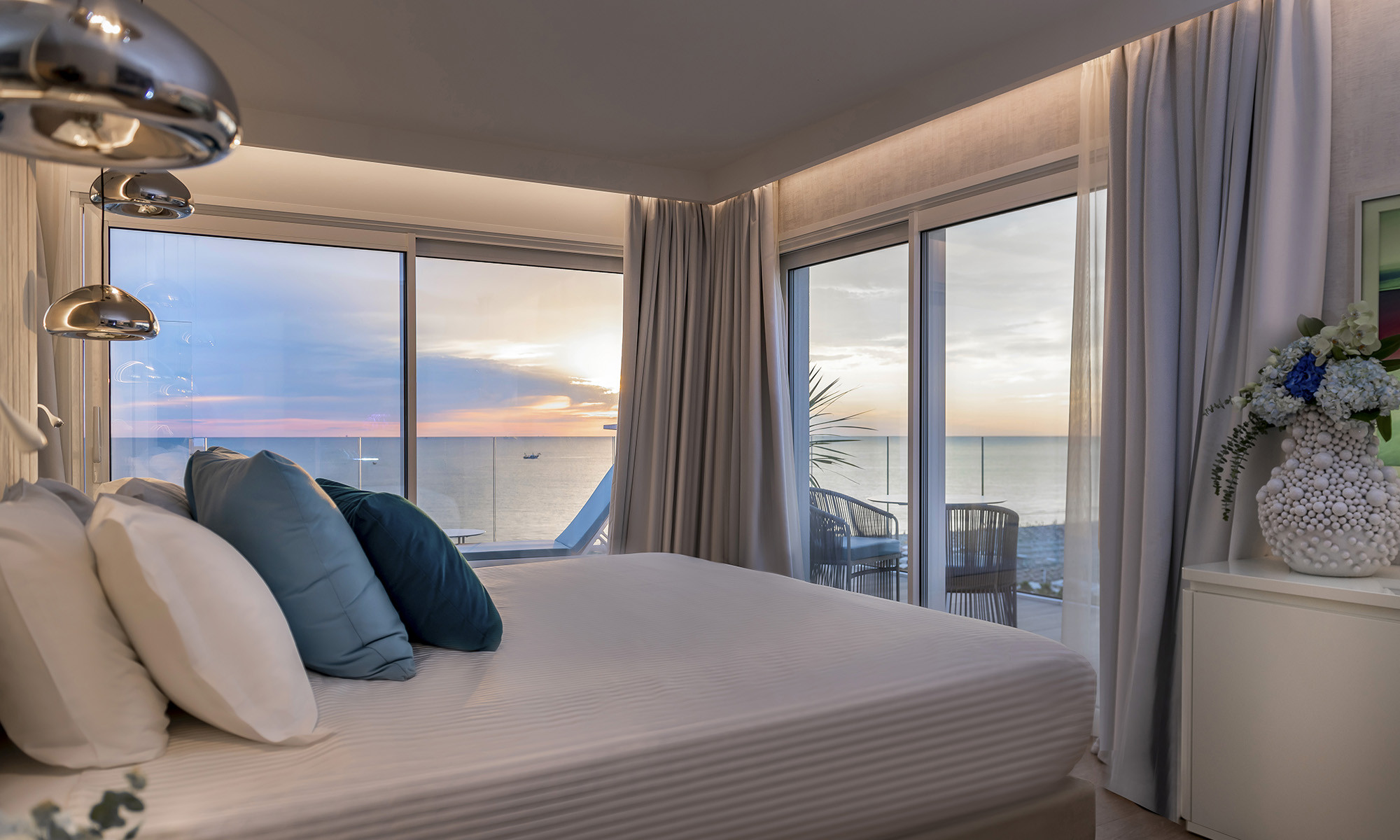 media.Luxury Suite 2000x1200px Atlantic Suite 629-1